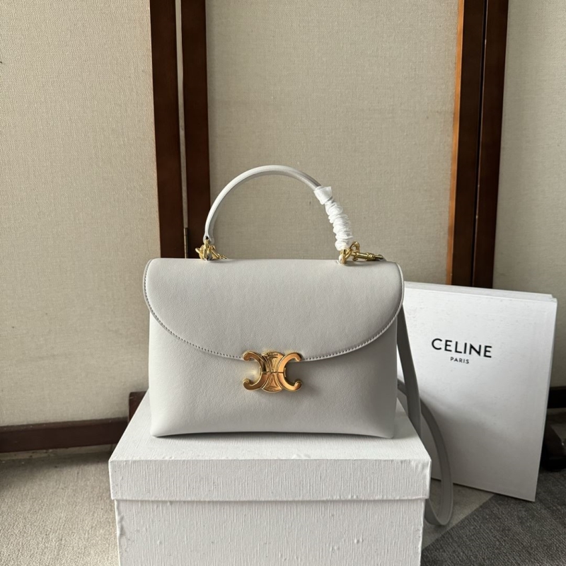 Ce1i*e kelly bags